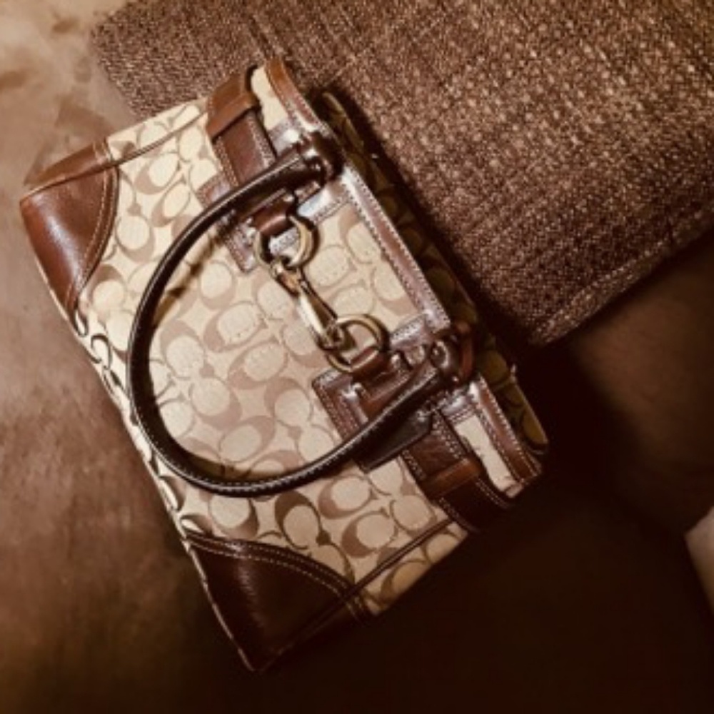 Authentic Coach Purse - Picture 4 of 4